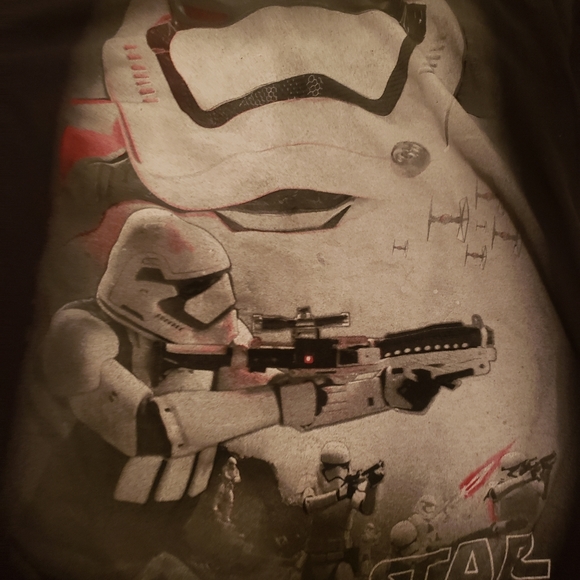 Star wars the force awakens storm.trooper shirt size large - Picture 2 of 3